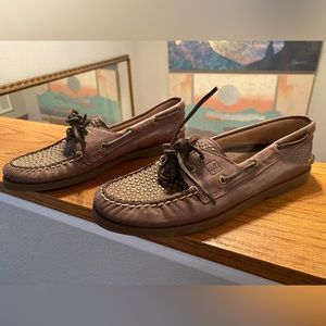 Gently worn Sperry loafers